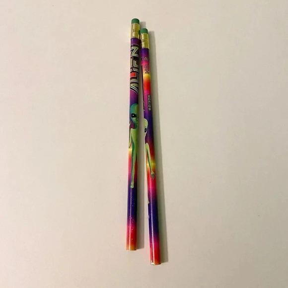 Lot of 2 Dixon NO 2 Alien Extraterrestrial UFO Pencil Unsharpened - Picture 13 of 13